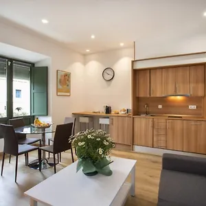 https://apartament-al-cor-del-barri-vell-de-girona.catalonia-hotels.com